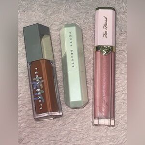 lip bundle of 3